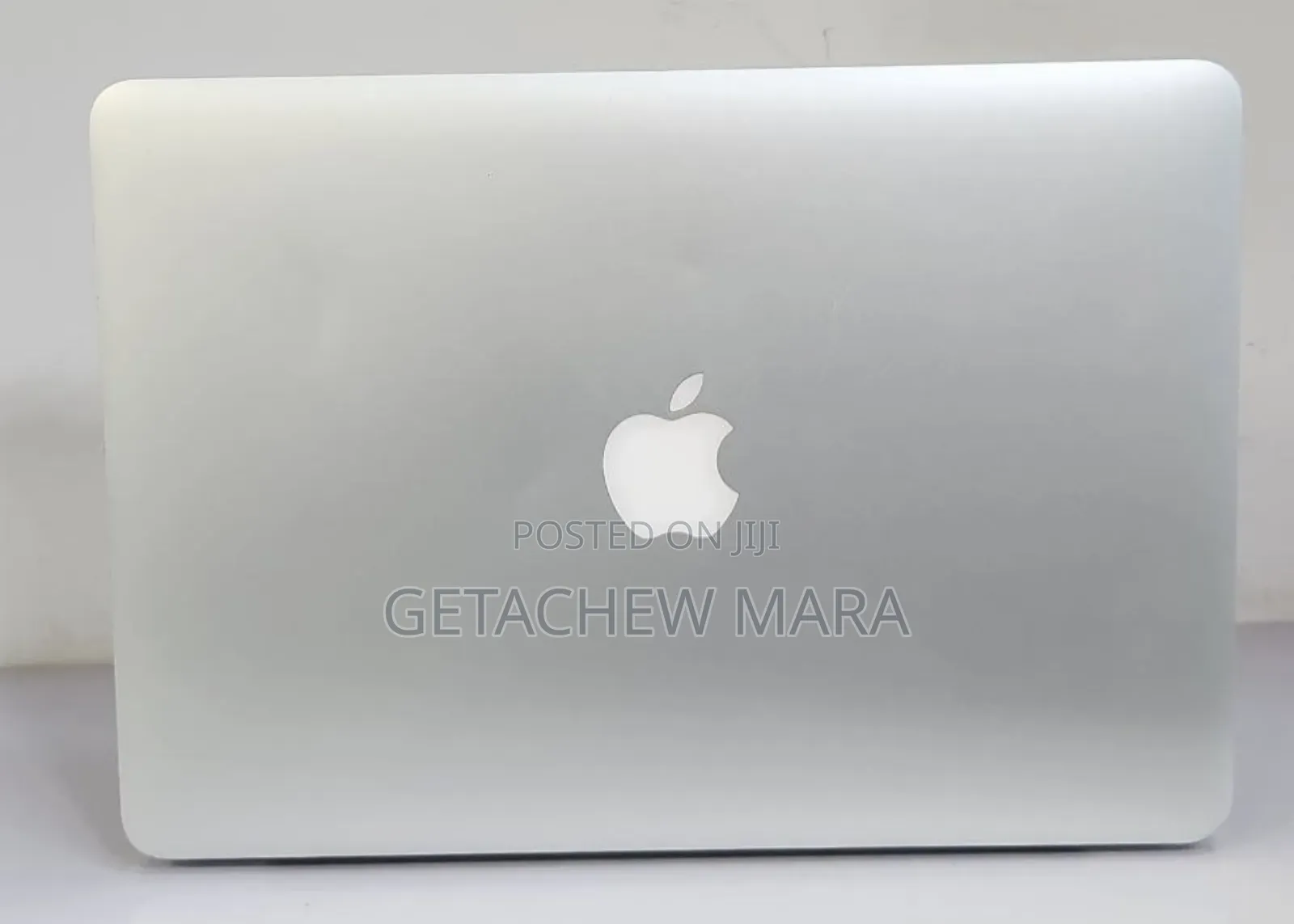 New Laptop Apple MacBook 2015 8GB Intel Core I5 SSD 256GB