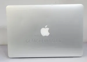 New Laptop Apple MacBook 2015 8GB Intel Core I5 SSD 256GB