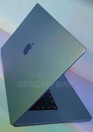 Photo - New Laptop Apple MacBook Pro 2023 M2 16GB Intel SSD 1T