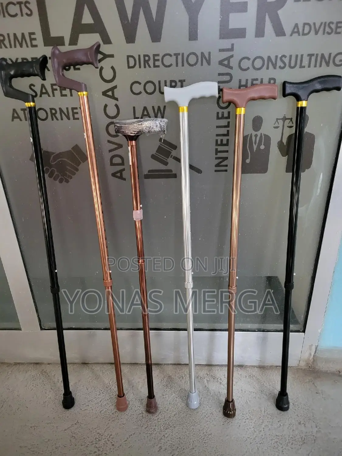 Cane回፧Walking Cane Can Be a Great Elders to Help Them Walk Safer