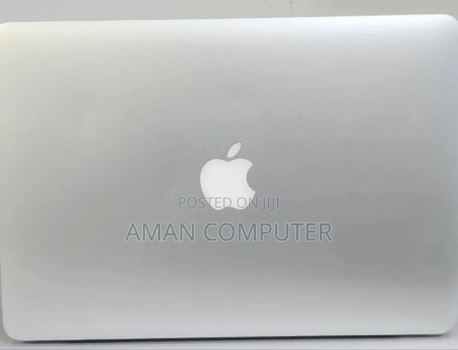 New Laptop Apple MacBook Pro 2015 8GB Intel Core I5 SSD 256GB