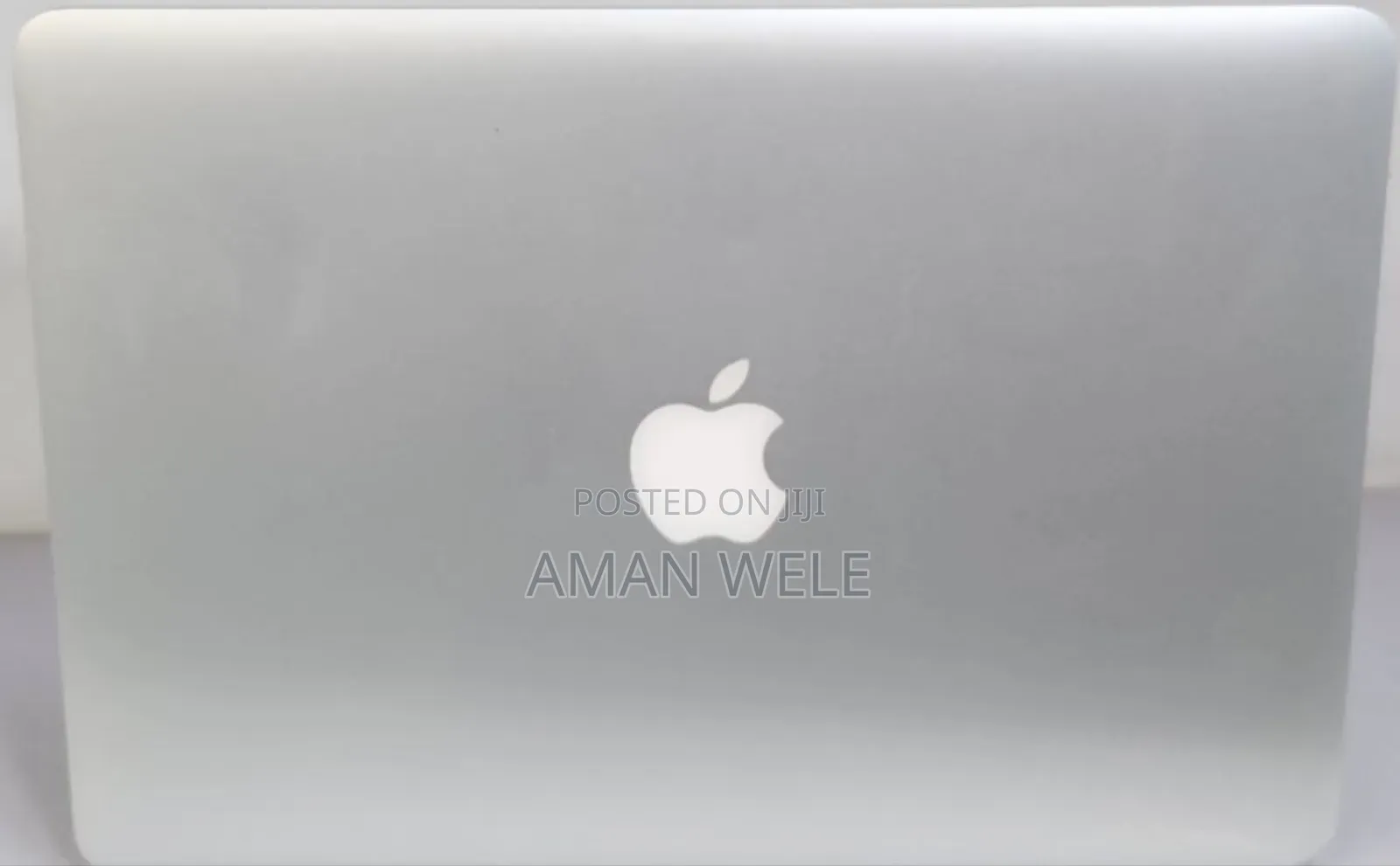 New Laptop Apple MacBook Pro 2015 8GB Intel Core I5 SSD 256GB