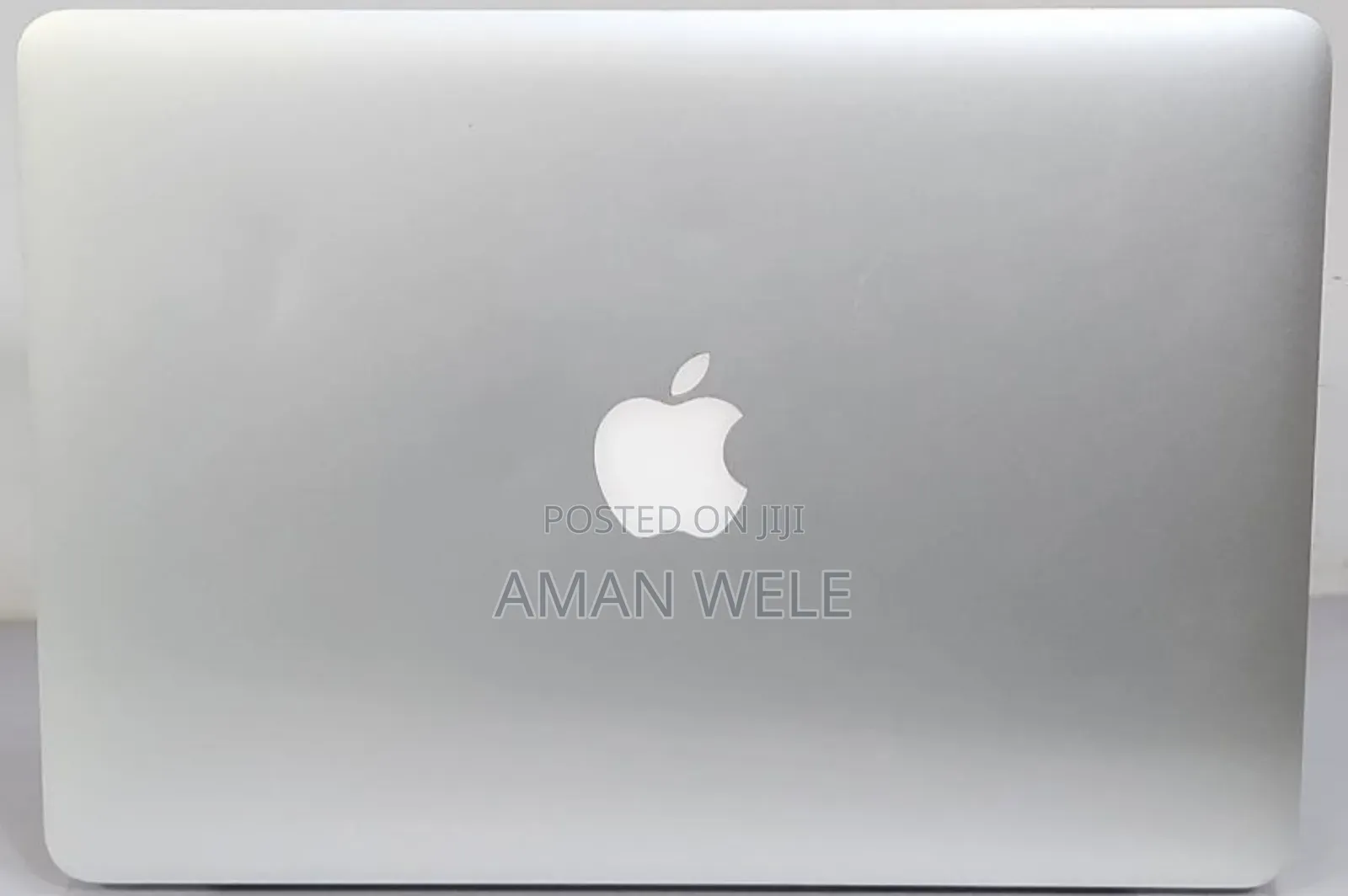 New Laptop Apple MacBook Pro 2015 8GB Intel Core I5 SSD 256GB