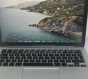 New Laptop Apple MacBook Pro 2015 8GB Intel Core I5 SSD 256GB