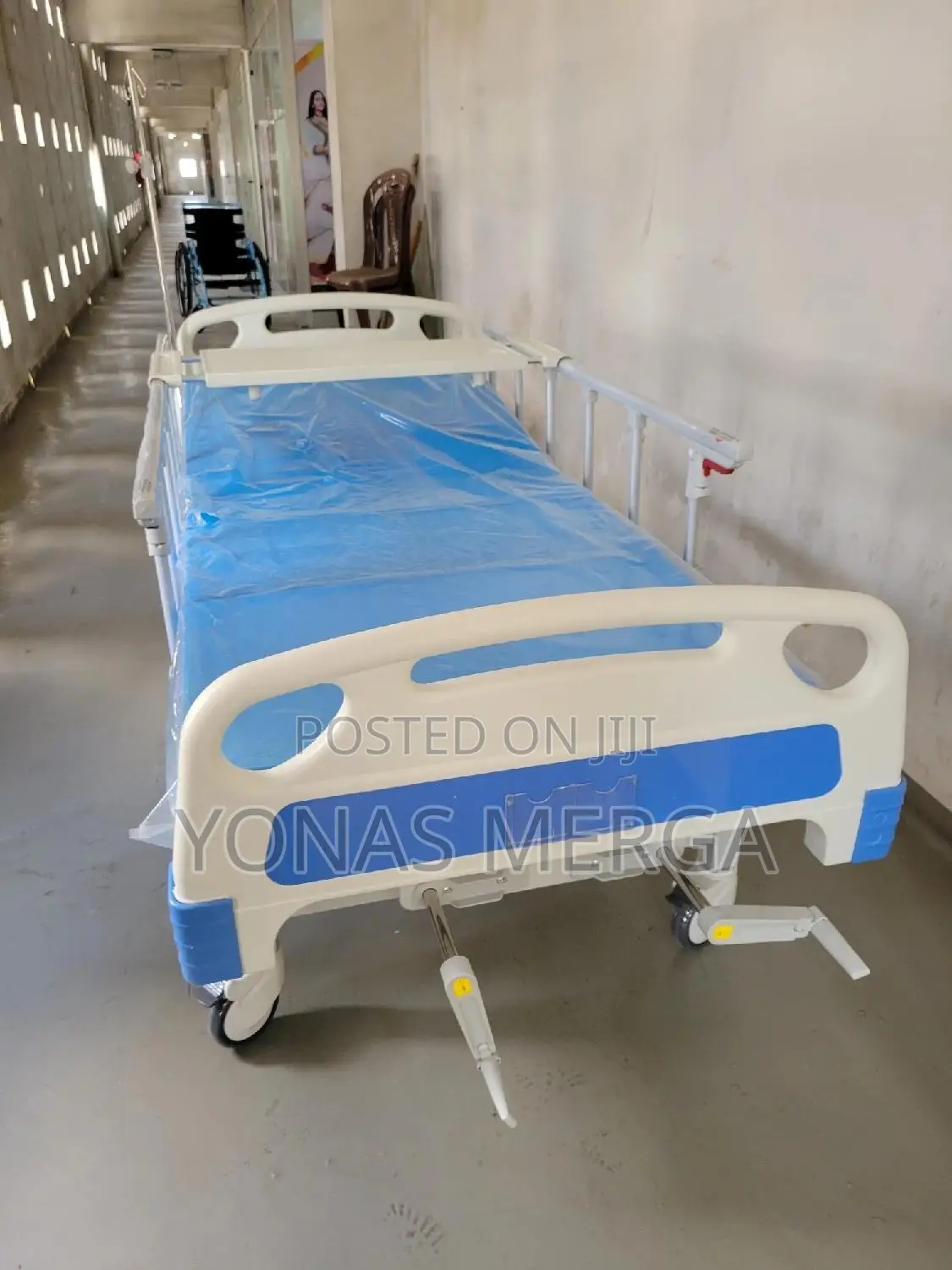 Hospital Bed 2 Function, 5-Inch Locking Casters for Home Hospital Use