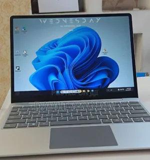 Photo - New Laptop Microsoft Surface Laptop Go 16GB Intel Core I5 SSD 512GB