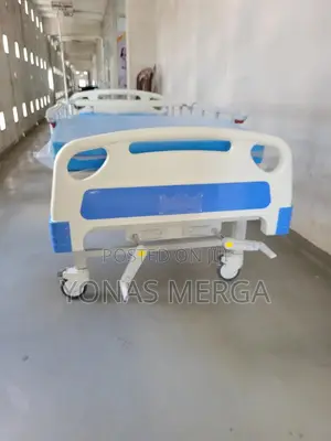 Photo - Hospital Bed岨亞adjustable Bed Full Function With Dinning Table