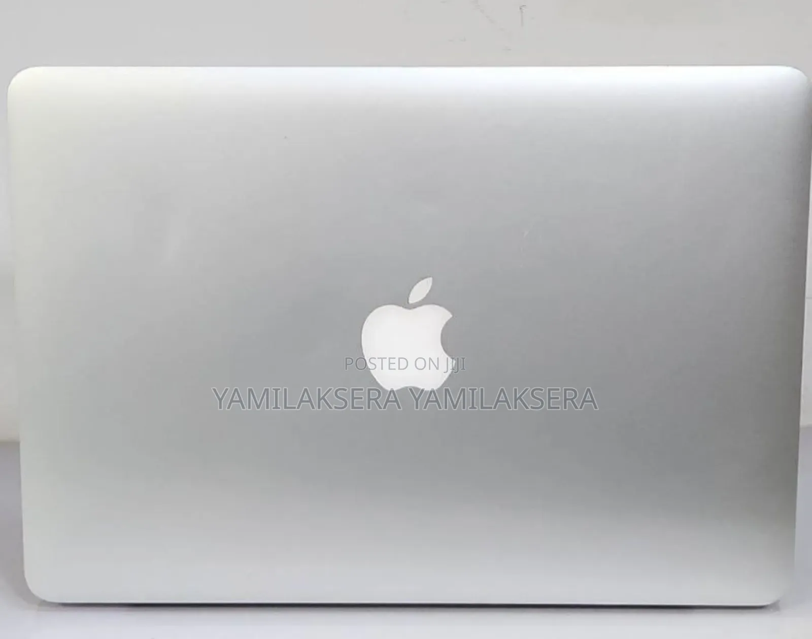 New Laptop Apple MacBook Pro 2015 8GB Intel Core I5 SSD 256GB