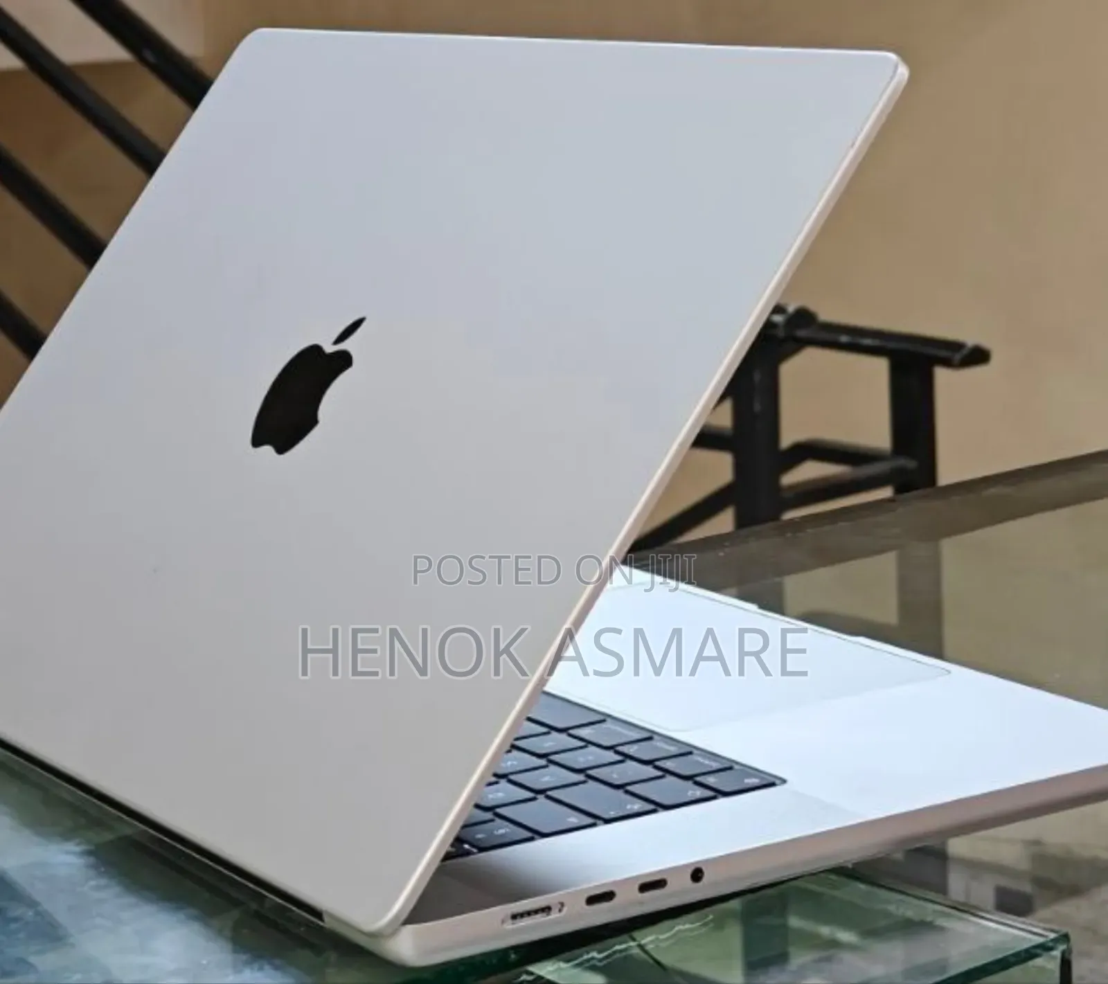 New Laptop Apple MacBook 16GB Apple M1 SSD 1T