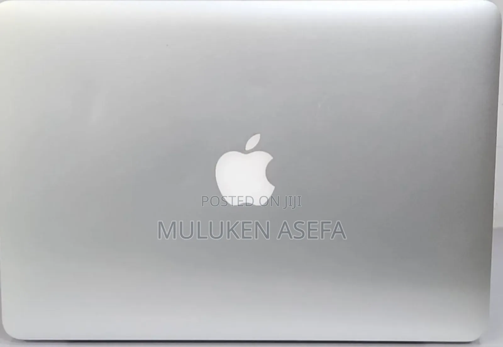 New Laptop Apple MacBook Pro 2015 8GB Intel Core I5 SSD 256GB