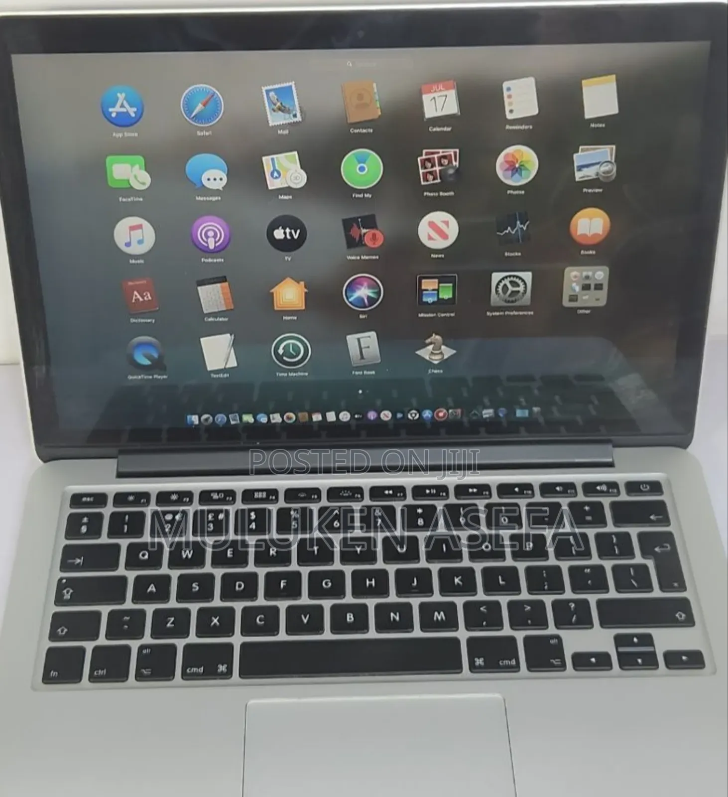 New Laptop Apple MacBook Pro 2015 8GB Intel Core I5 SSD 256GB