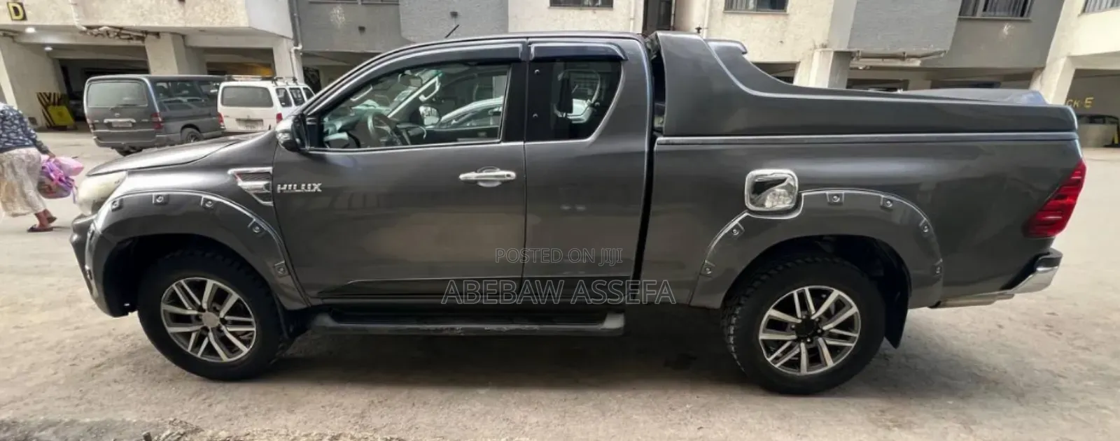 Toyota Hilux 2020 Gray
