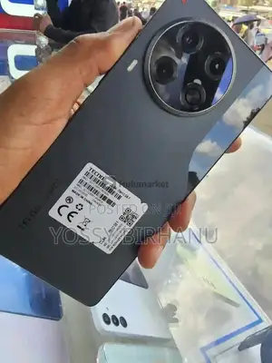 Photo - Tecno Camon 30 256 GB