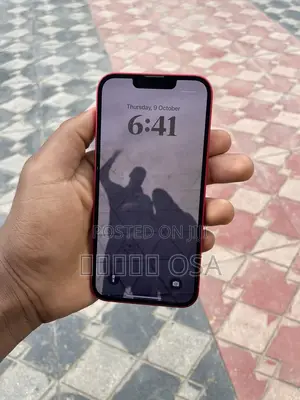 New Apple iPhone 13 128 GB Red