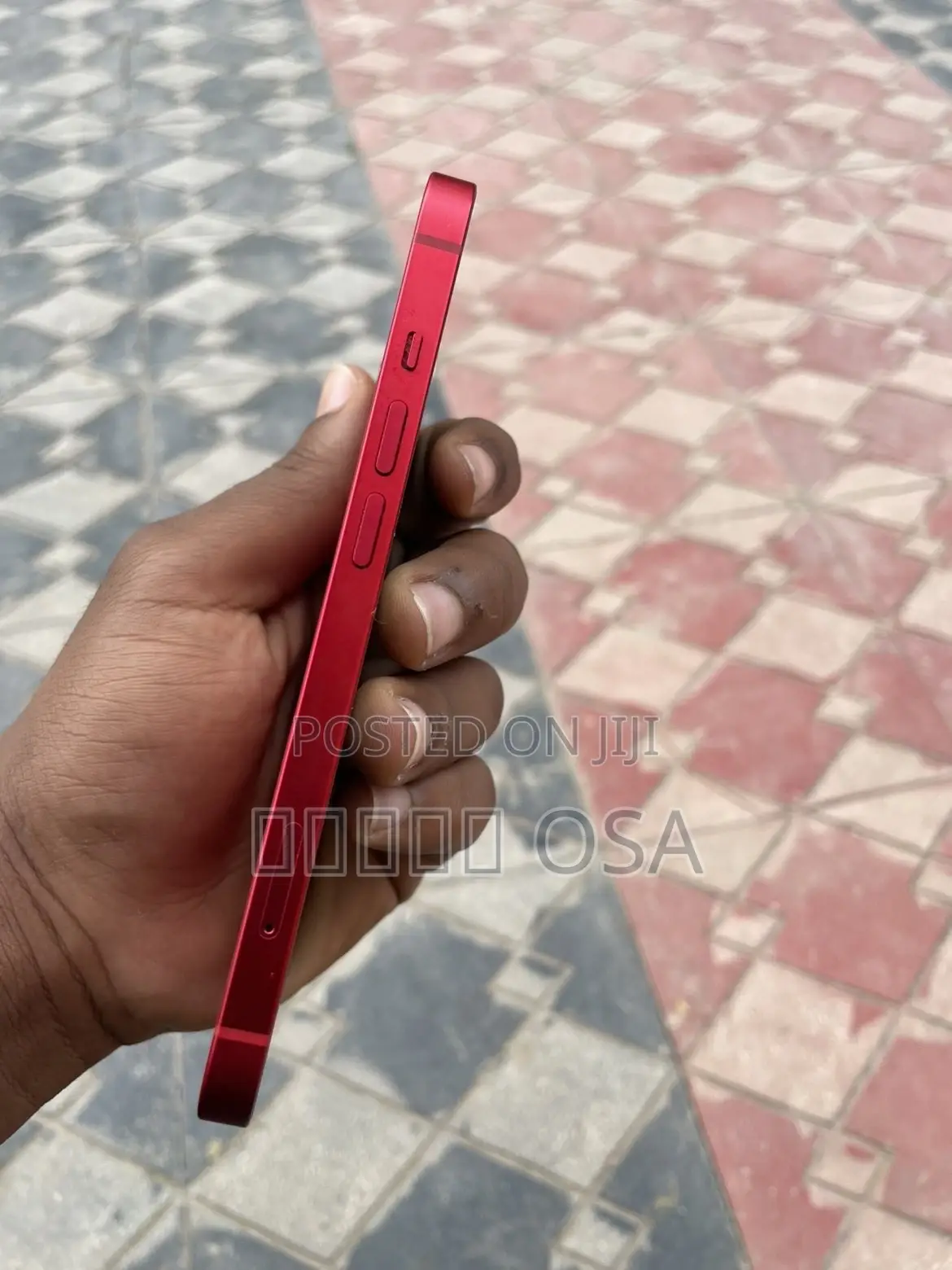 New Apple iPhone 13 128 GB Red