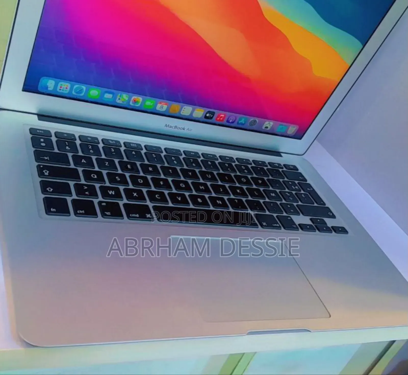 New Laptop Apple MacBook Air 2017 8GB Intel Core I5 SSD 256GB