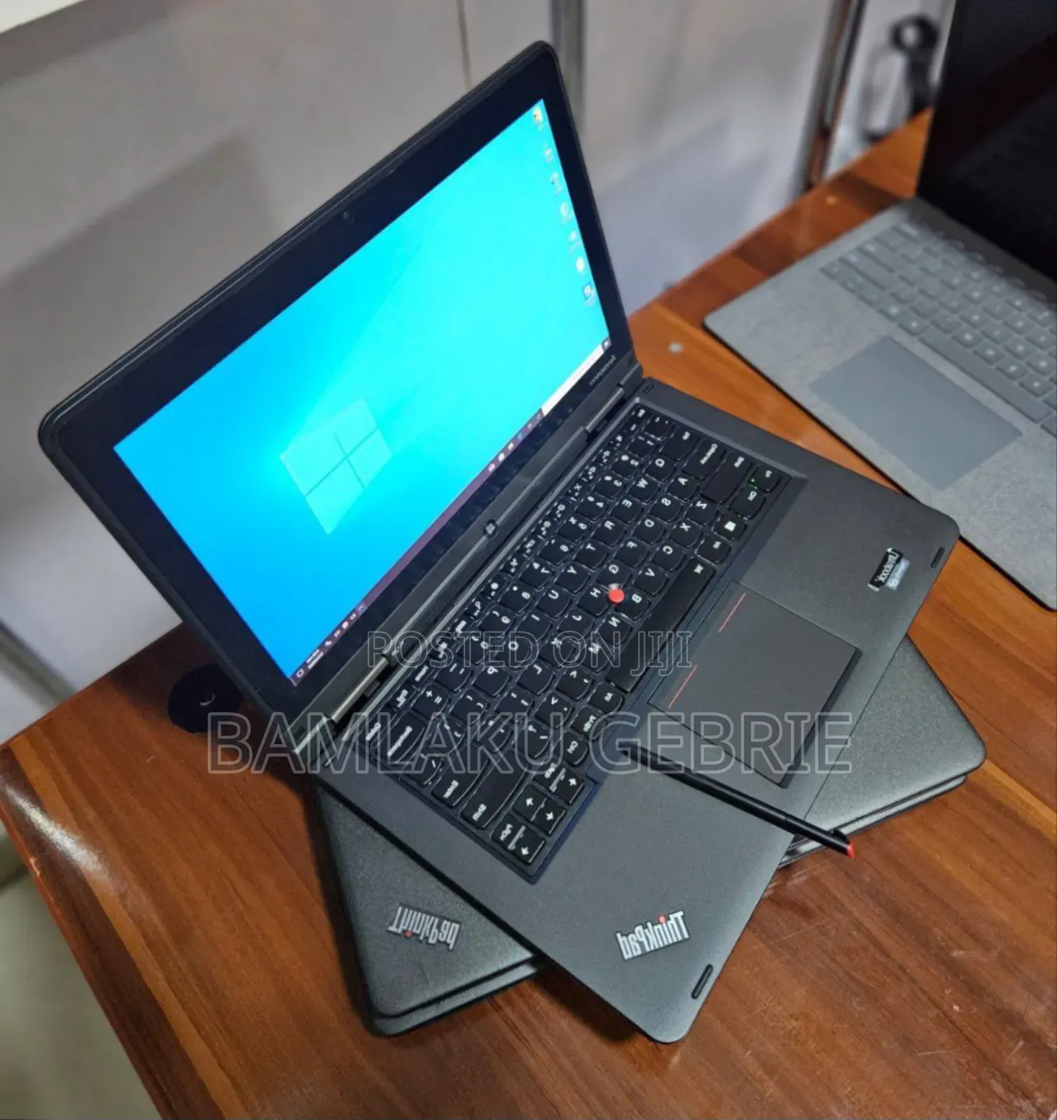New Laptop Lenovo ThinkPad Yoga 370 8GB Intel Core I5 SSD 500GB