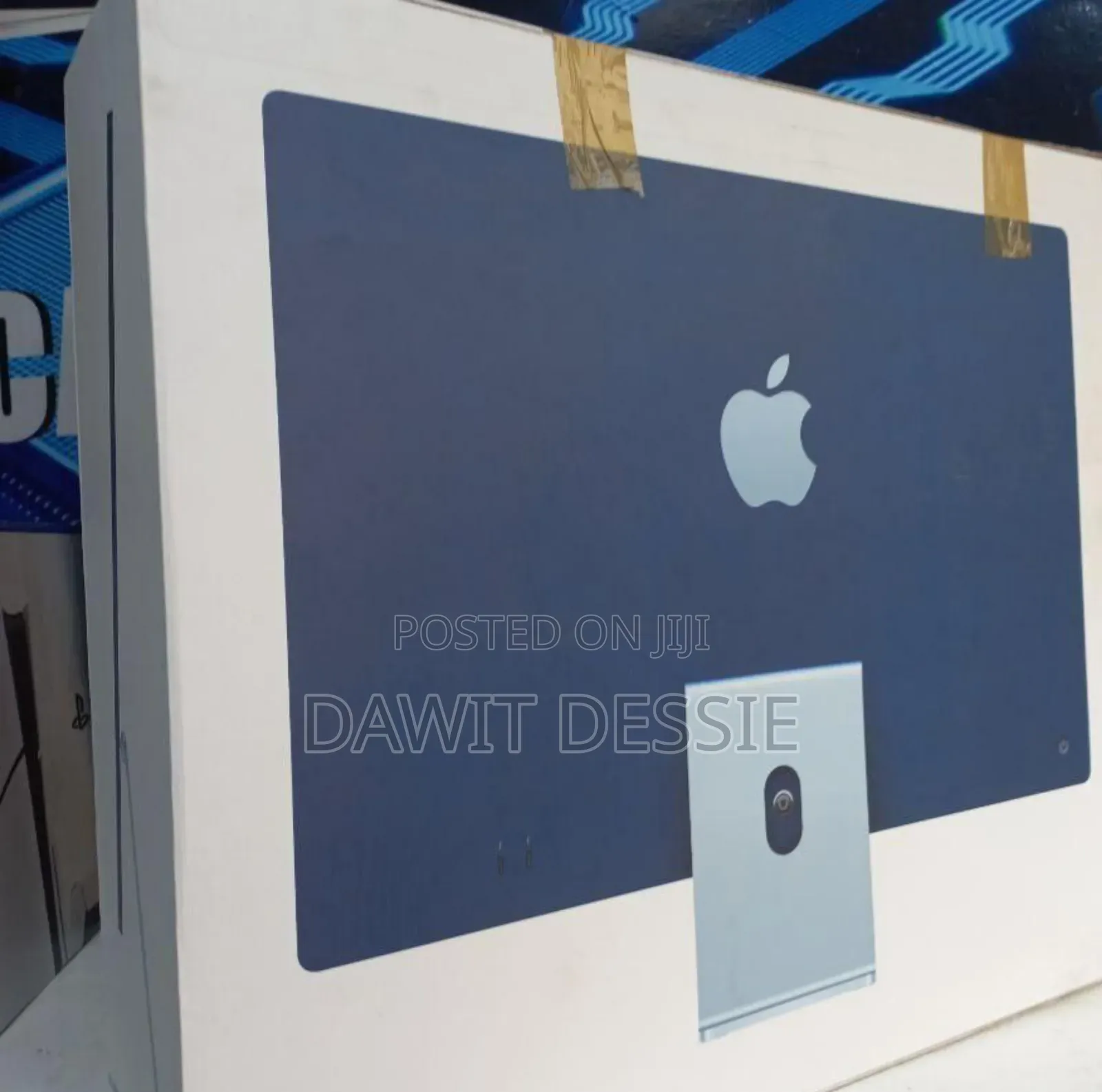 New Laptop Apple MacBook Air 2024 M3 13-Inch 8GB Apple M3 SSD 256GB