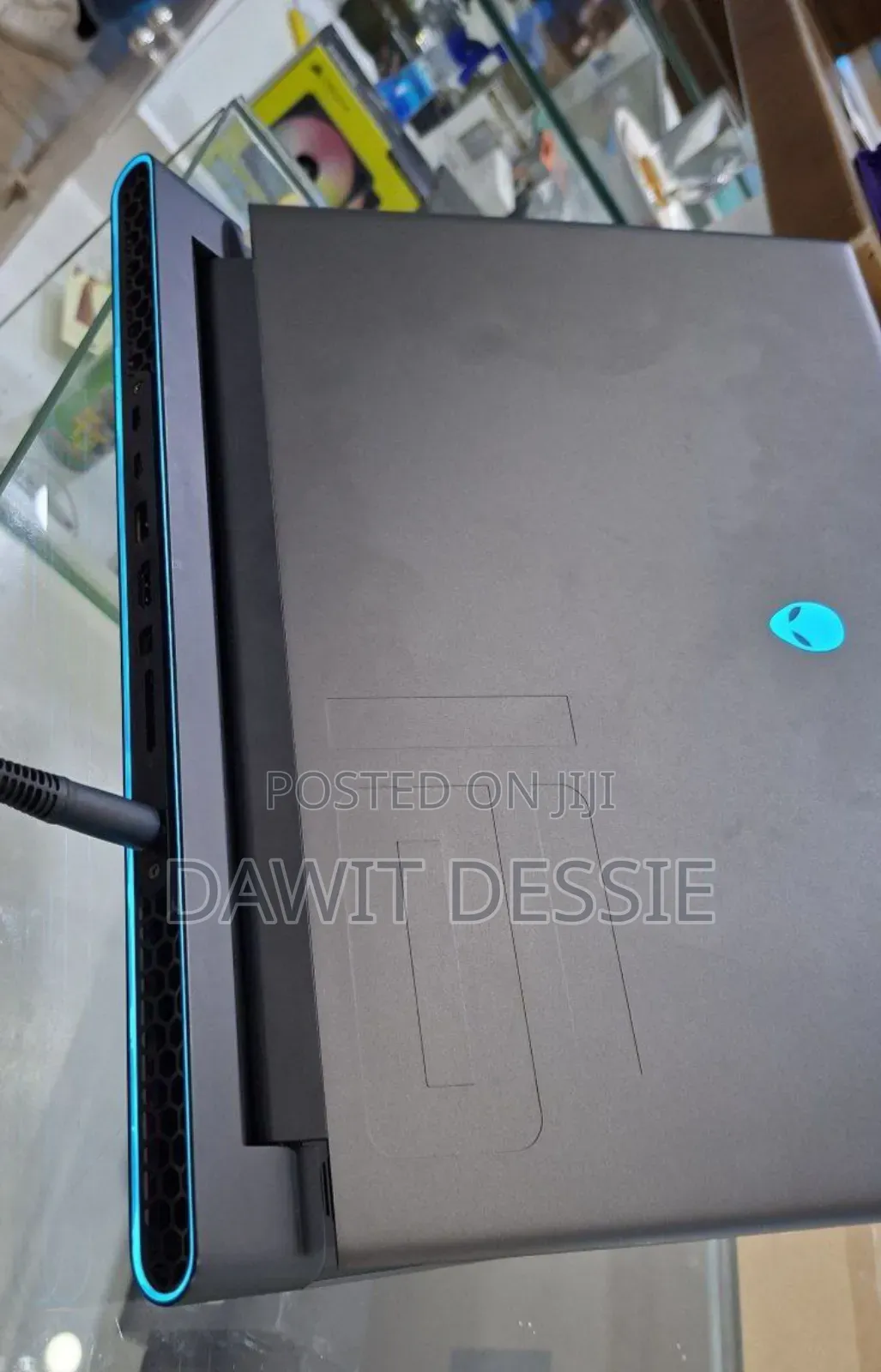 New Laptop Apple MacBook Air 2025 M4 13-Inch 16GB Intel Core I9 SSD 1T