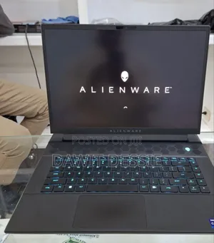 New Laptop Apple MacBook Air 2025 M4 13-Inch 16GB Intel Core I9 SSD 1T