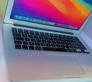 Photo - New Laptop Apple MacBook Air 2017 8GB Intel Core I5 SSD 256GB