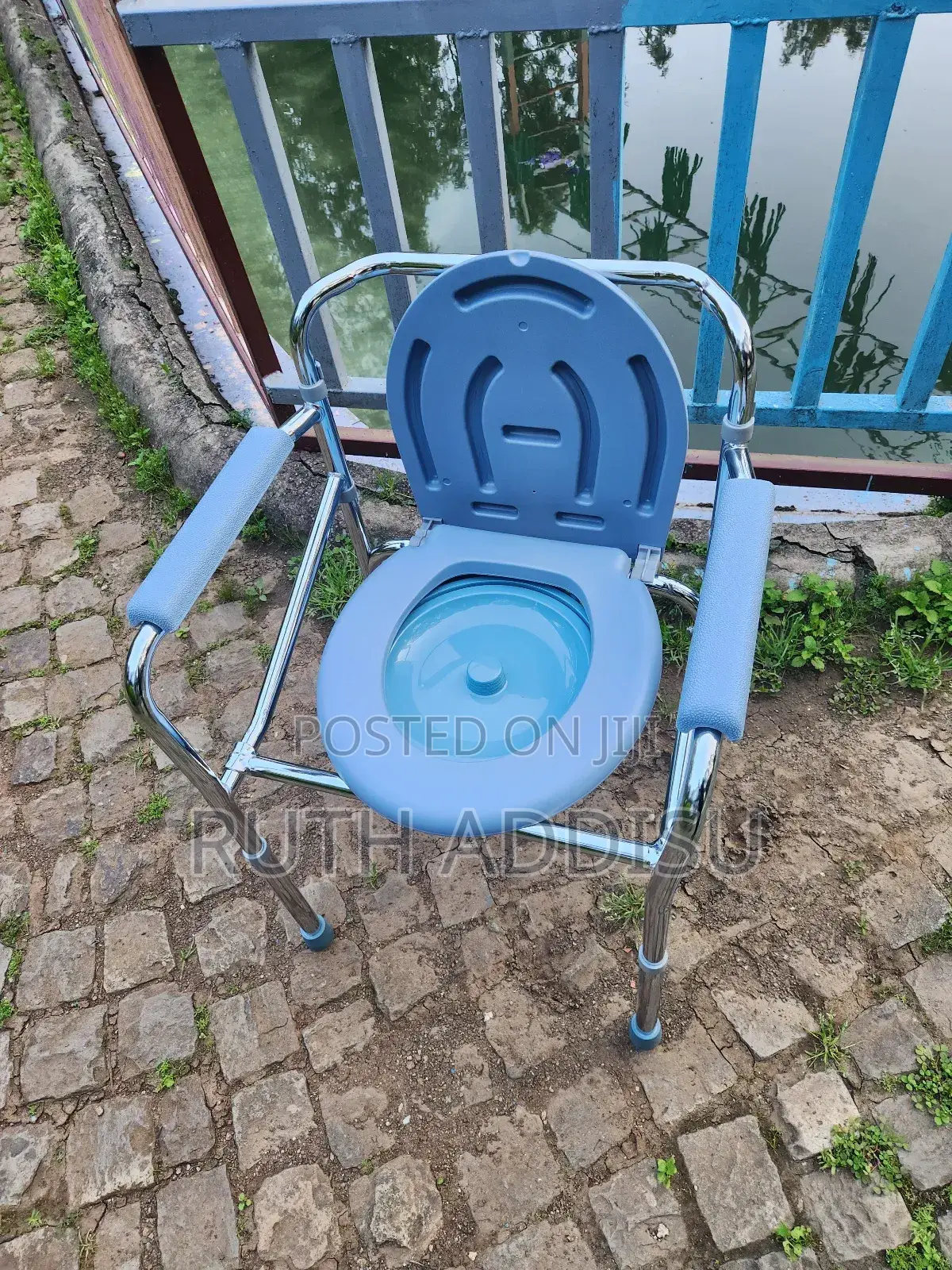 Toilet Chair庭院commode Chair麻雀commode Chair甫一poty Chair New朱雀commode