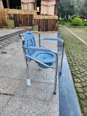 Photo - Commode Chair无我toilet Chair短暫commode Chair輦你commode Chair拖欠toilet Chai