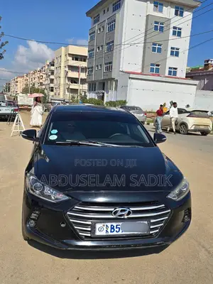Hyundai Avante 2017 Black