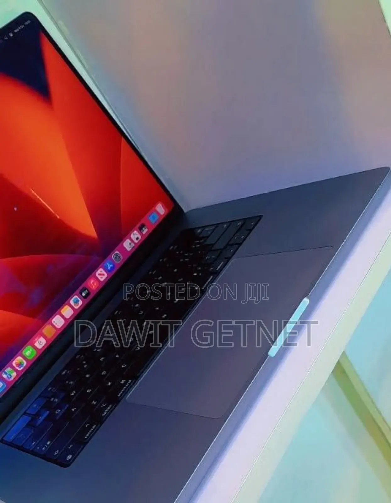 New Laptop Apple MacBook Pro 2019 16GB Apple M2 SSD 1T