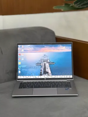 New Laptop HP ZBook Firefly 16 G10 32GB Intel Core I7 SSD 512GB