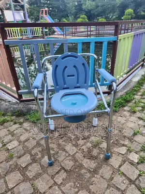 Photo - Commode Chair痛批toilet Chair癲同commode Chair奔波poty Chair丸及commode Chair
