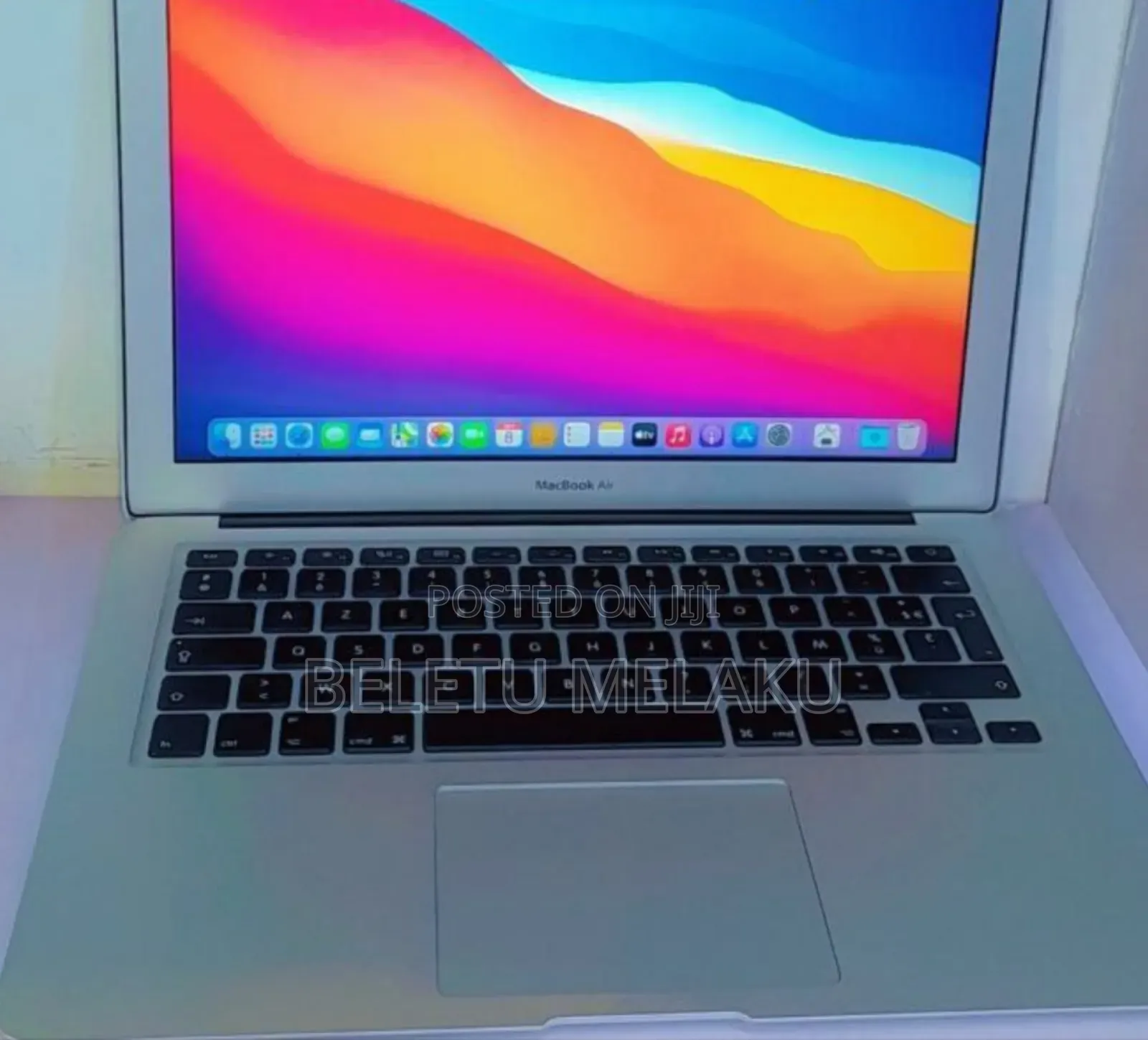 New Laptop Apple MacBook Air 2017 8GB Intel Core I5 SSD 256GB