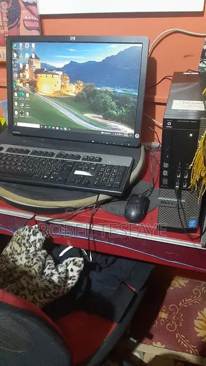 New Desktop Computer Dell Optiplex 7020 4GB Intel Core I5 HDD 256GB