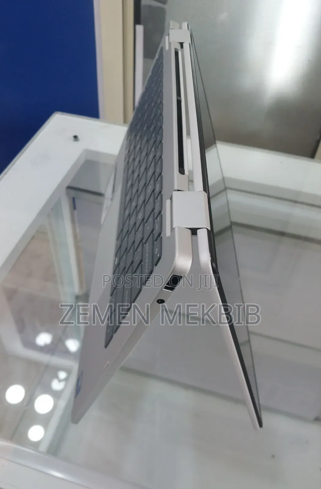 New Laptop HP OmniBook 5 Flip 16GB Intel Core 7 SSD 1T