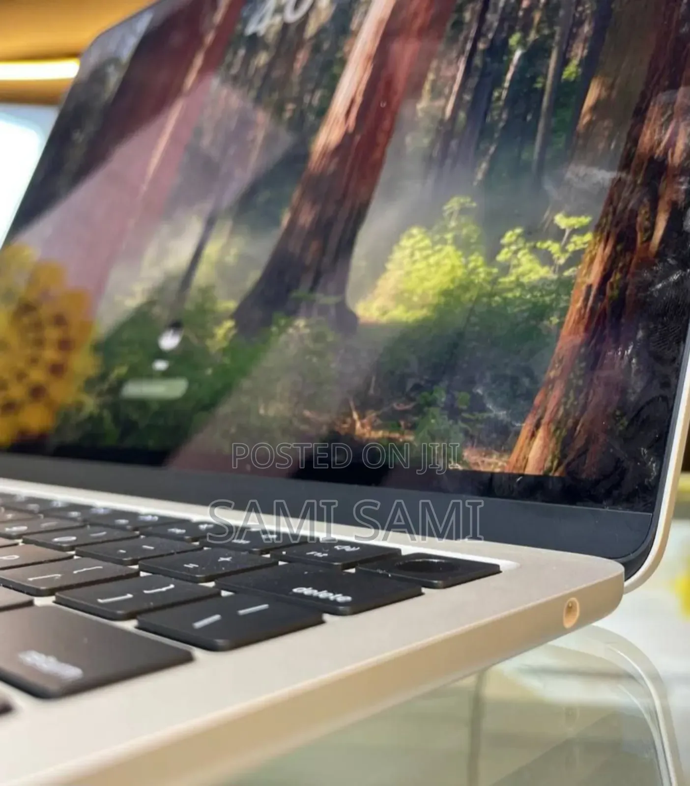 New Laptop Apple MacBook Air 2022 M2 8GB Intel Core M2 SSD 256GB