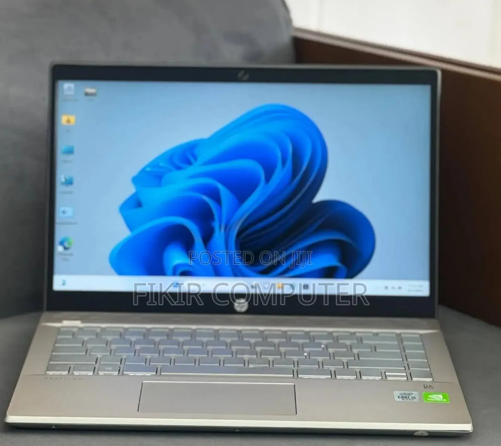 New Laptop HP Pavilion 10 16GB Intel Core I5 SSD 512GB