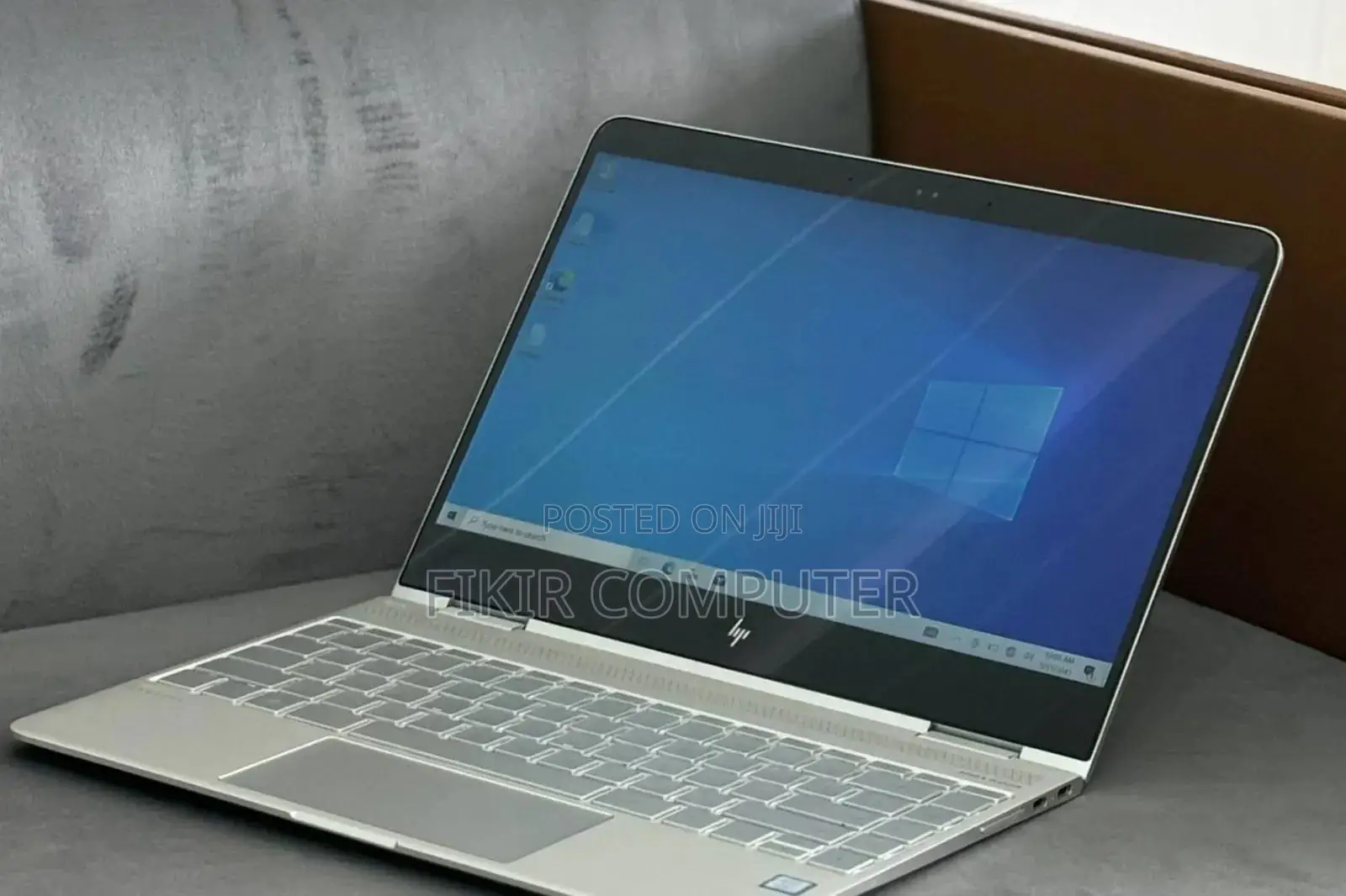 New Laptop HP Spectra 13 8GB Intel Core I7 SSD 512GB