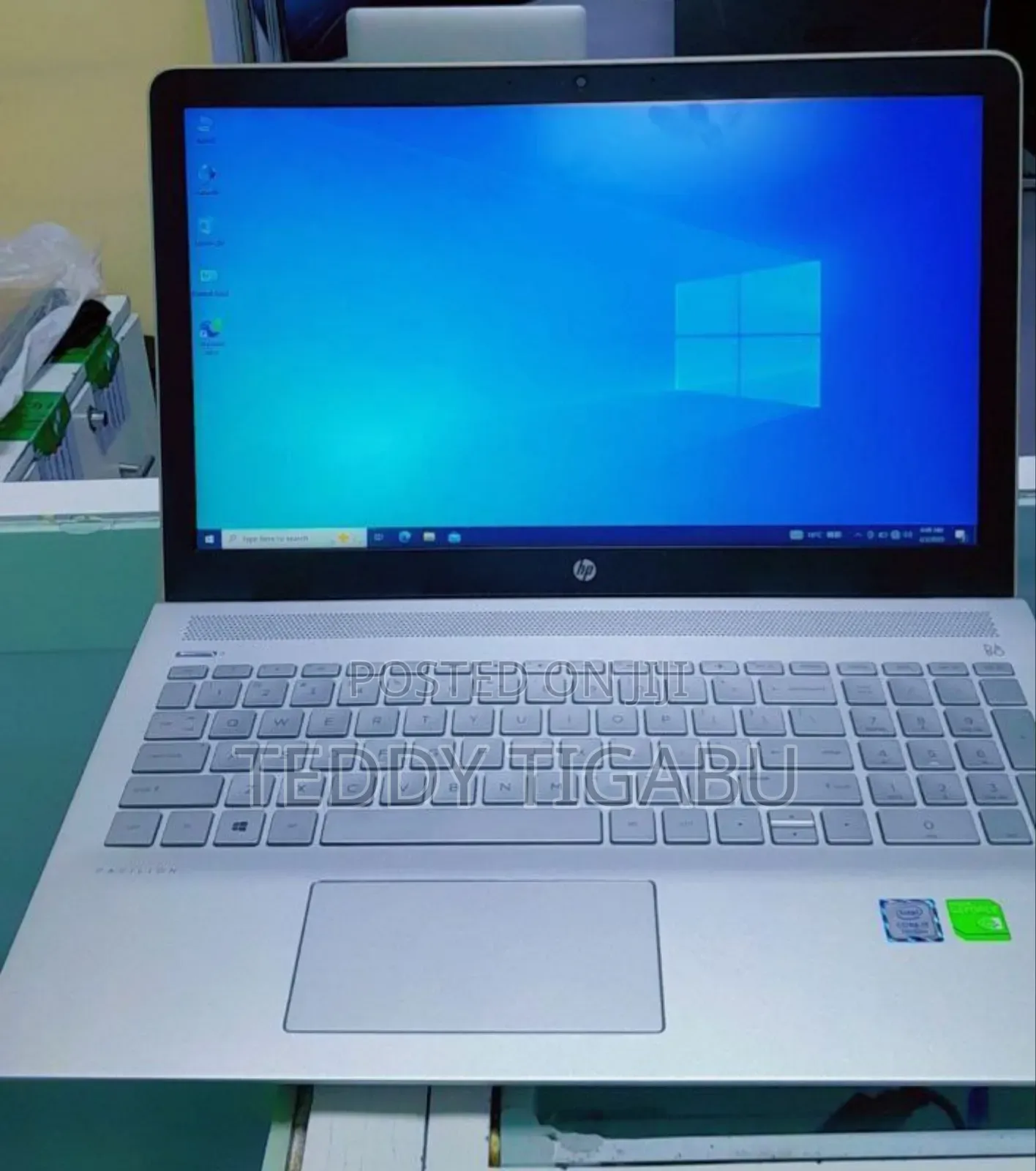 New Laptop HP Pavilion 15 8GB Intel Core I5 SSD 128GB