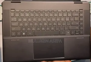 New Laptop HP Spectra 13 16GB Intel Core I7 SSD 1T