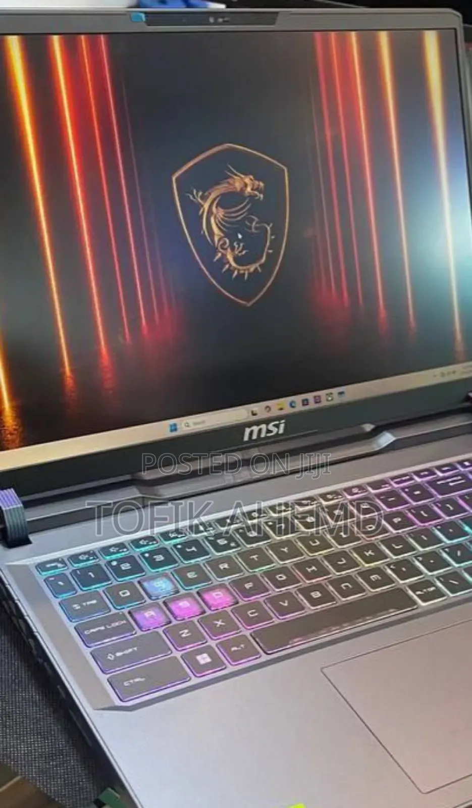 New Laptop MSI Vector 16 HX AI A2XWIG 16GB Intel Core Ultra 7 SSD 1T