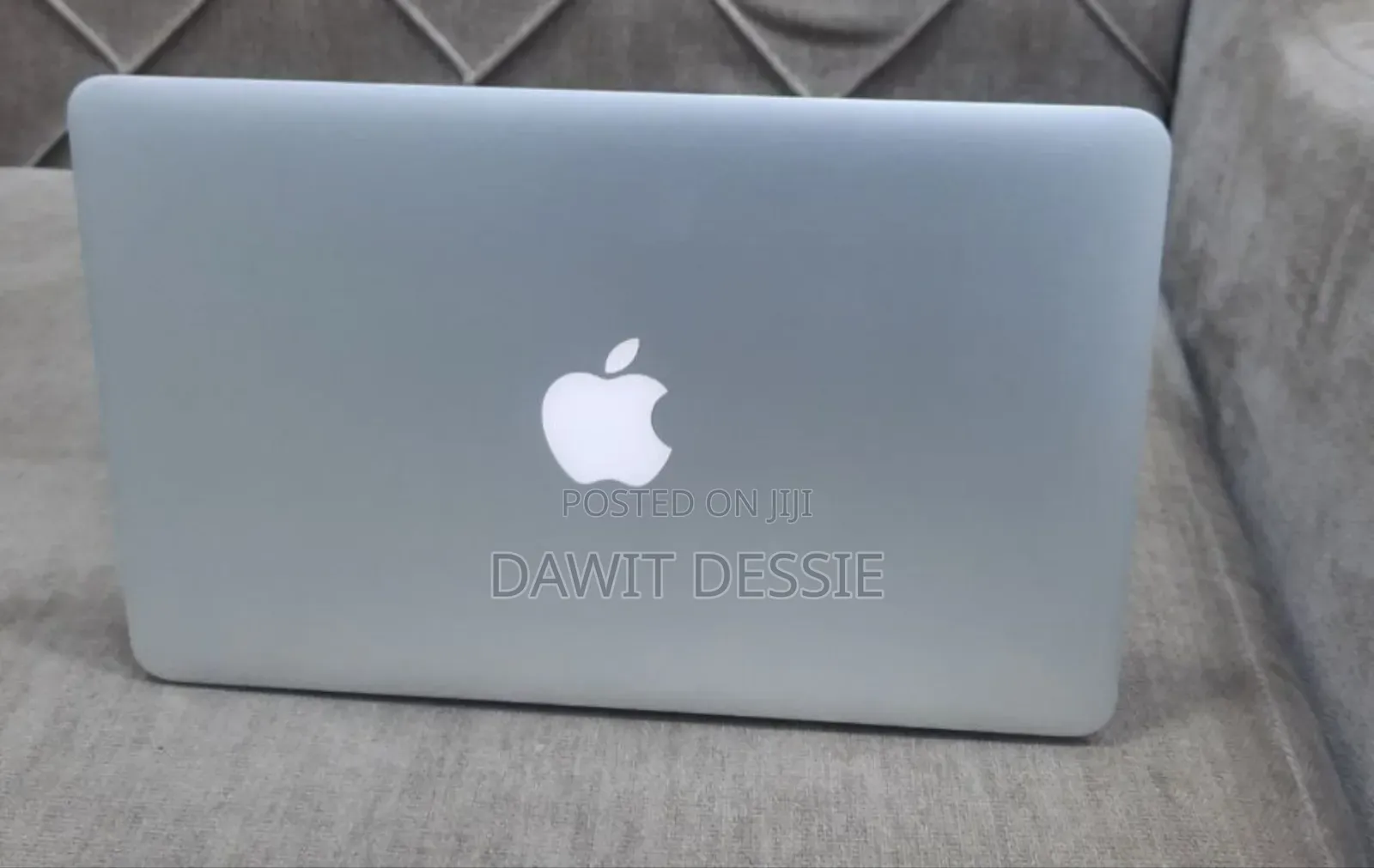 New Apple MacBook Air 2025 M4 13-Inch 4GB Intel Core I5 SSD 128GB