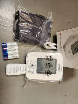 Photo - Blood Pressuer Monitor宛如digital Bp Monitor