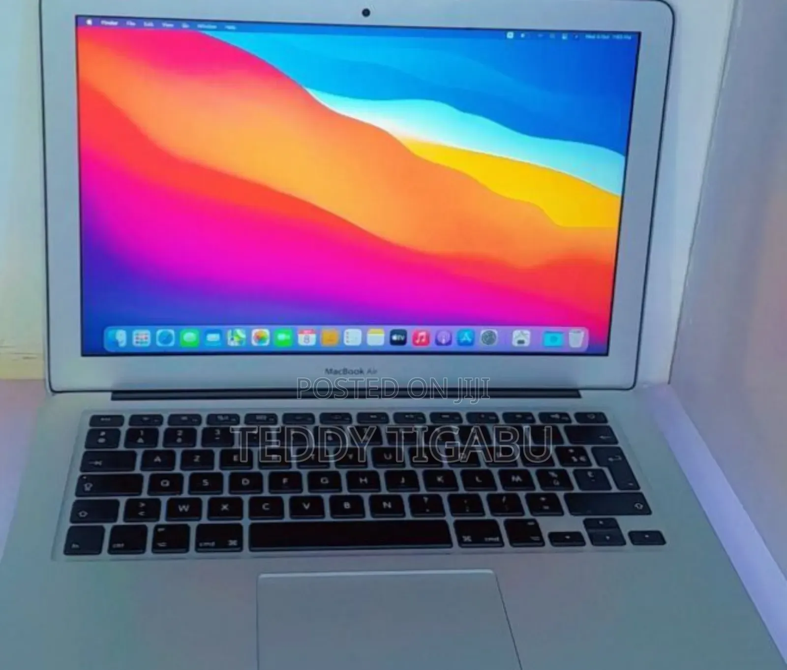 New Laptop Apple MacBook Air 2017 8GB Intel Core I5 SSD 256GB