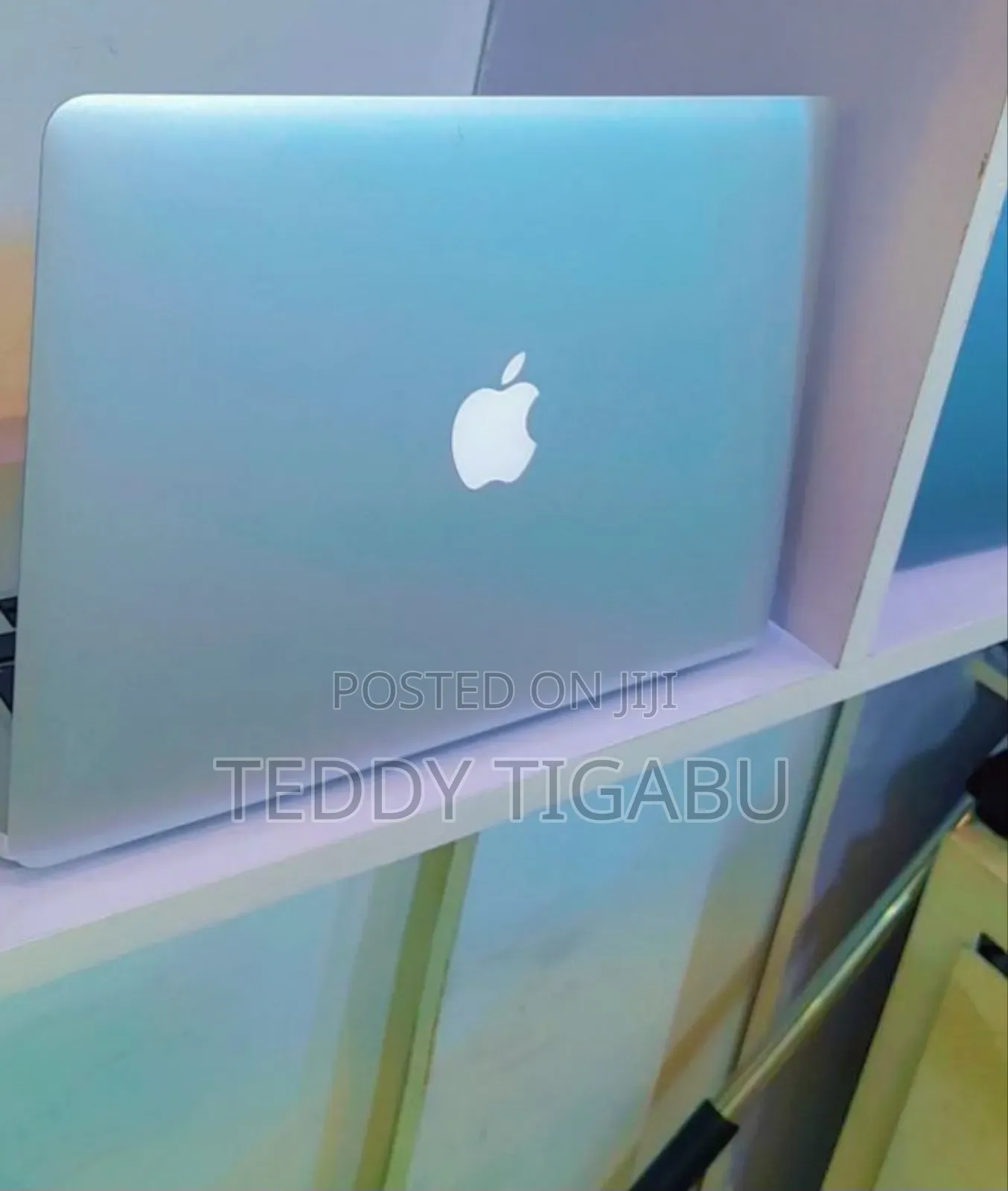 New Laptop Apple MacBook Air 2017 8GB Intel Core I5 SSD 256GB