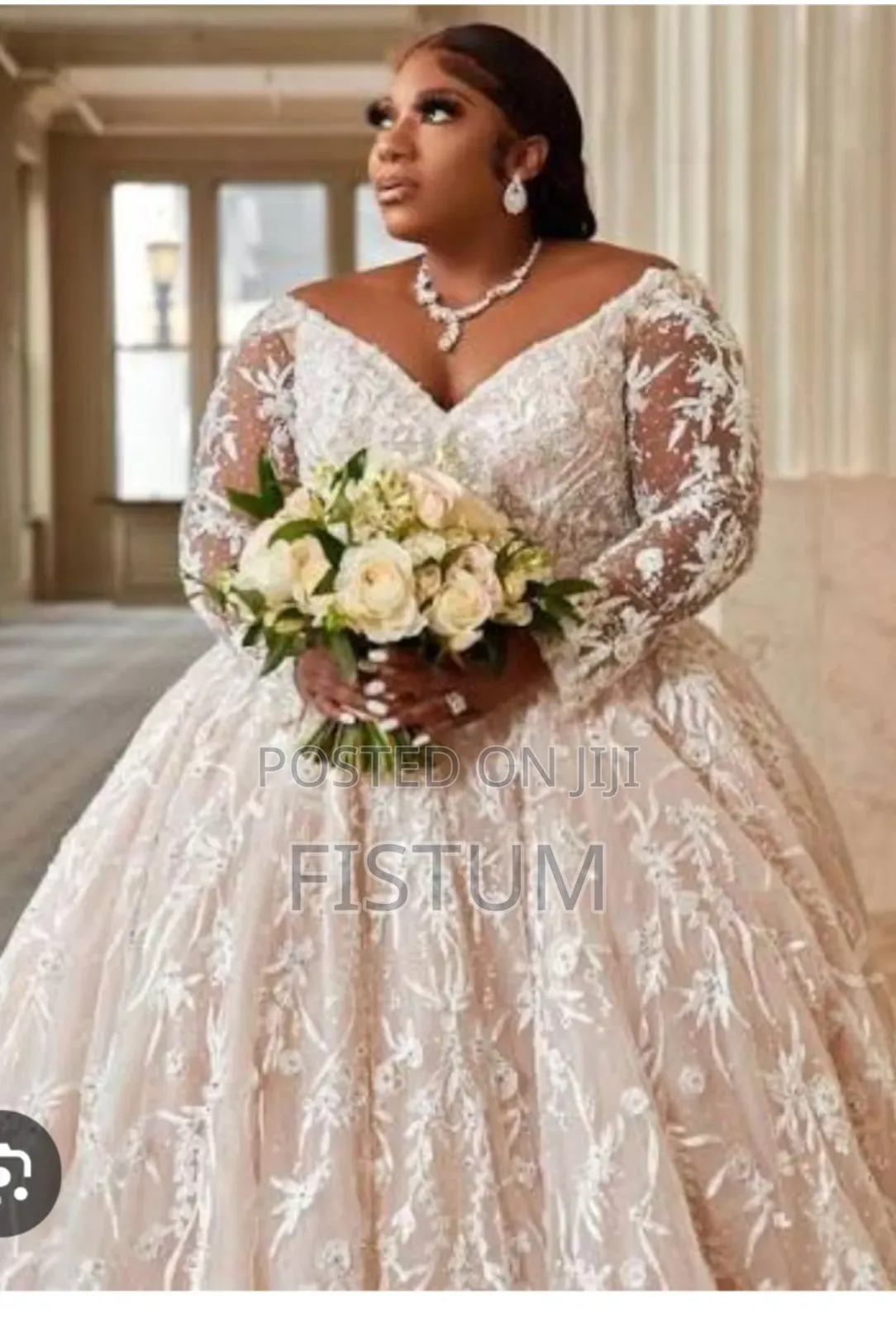 Bridal Cloths የተለያዩ የሙሽራ ልብሶች