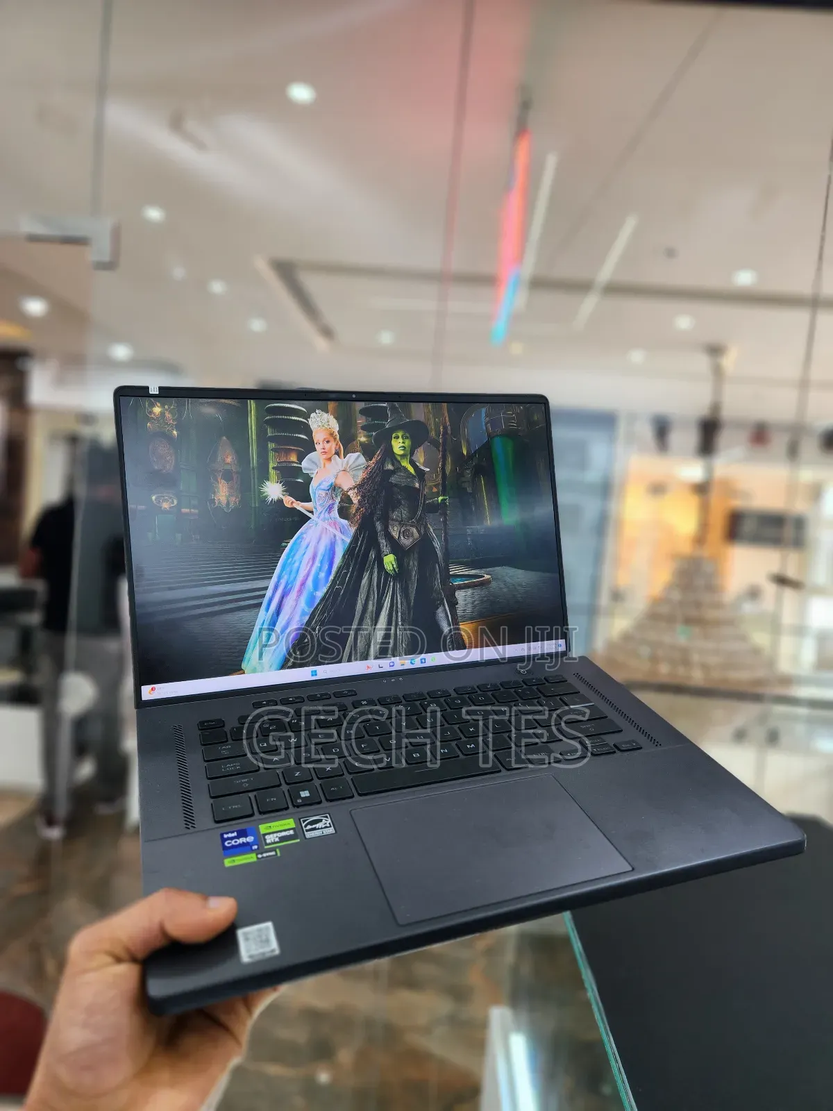 New Laptop Asus ROG Zephyrus G16 16GB Intel Core I9 SSD 1T