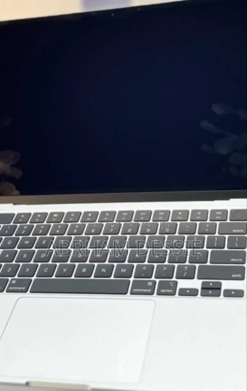 New Laptop Apple MacBook Pro 2024 M4 14-Inch 16GB Apple M4 SSD 256GB