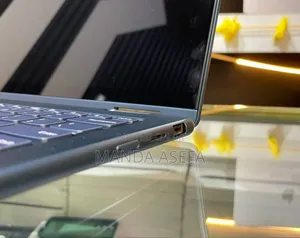 New Laptop Lenovo 16GB AMD Ryzen 7 SSD 512GB