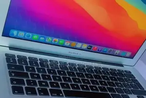 Photo - New Laptop Apple MacBook Air 2017 8GB Intel Core i5 SSD 256GB