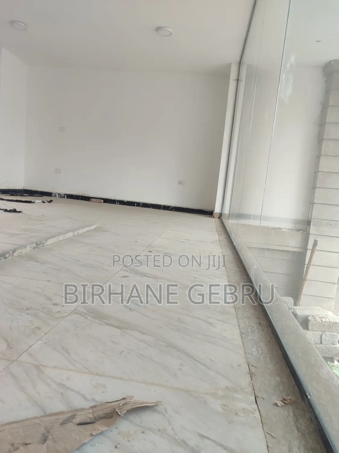 Shopping Rent for Eletronics.Garment Sho Room Cafe and Other